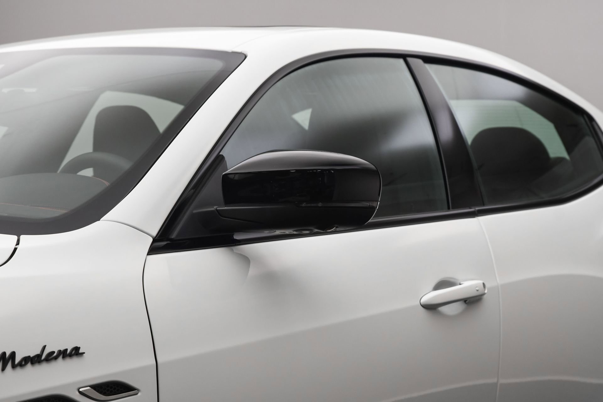 New 2024 Maserati Ghibli Modena image 11