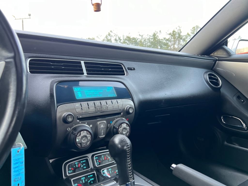 Used 2010 Chevrolet Camaro SS w/ RS Package image 15