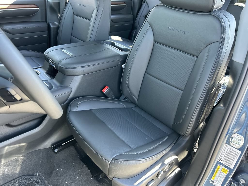 New 2026 GMC Sierra 2500 Denali w/ Denali Reserve Package AWD/4WD image 20