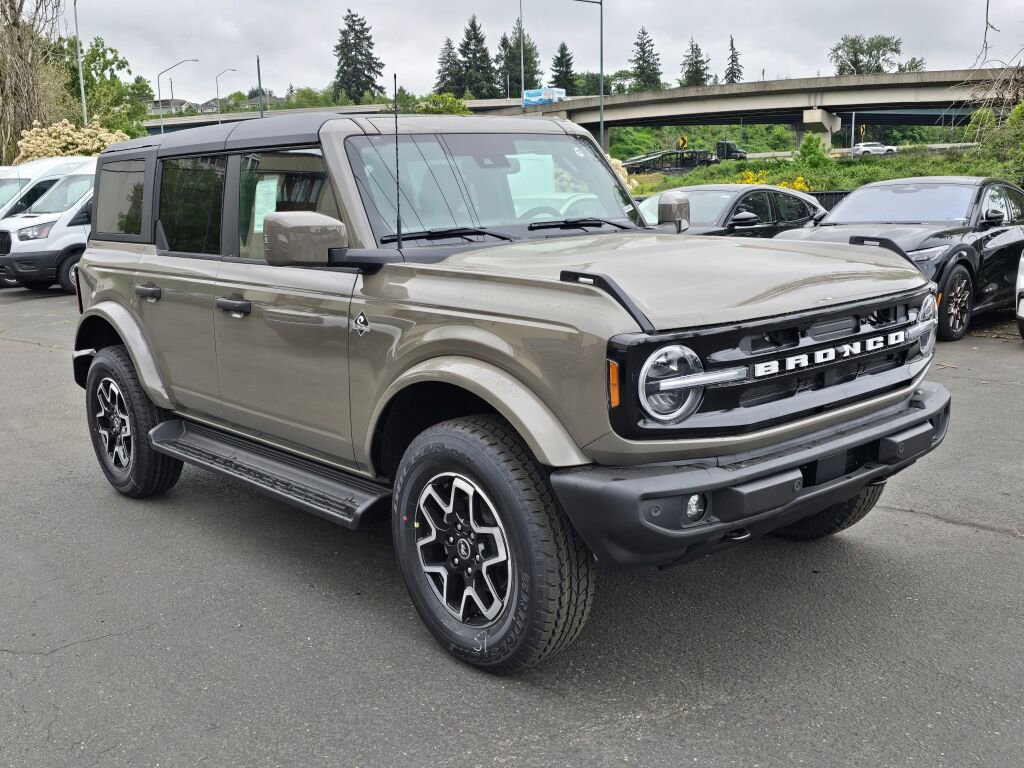 New 2026 Ford Bronco Outer Banks AWD/4WD image 7