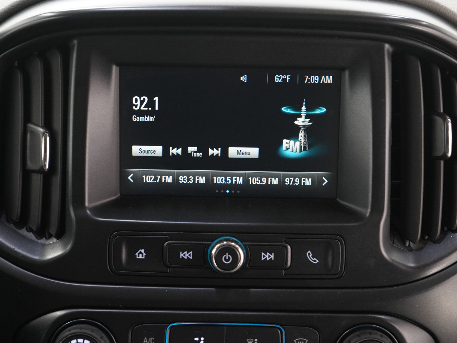 Used 2017 GMC Canyon 4x4 Extended Cab w/ Trailering Package image 16