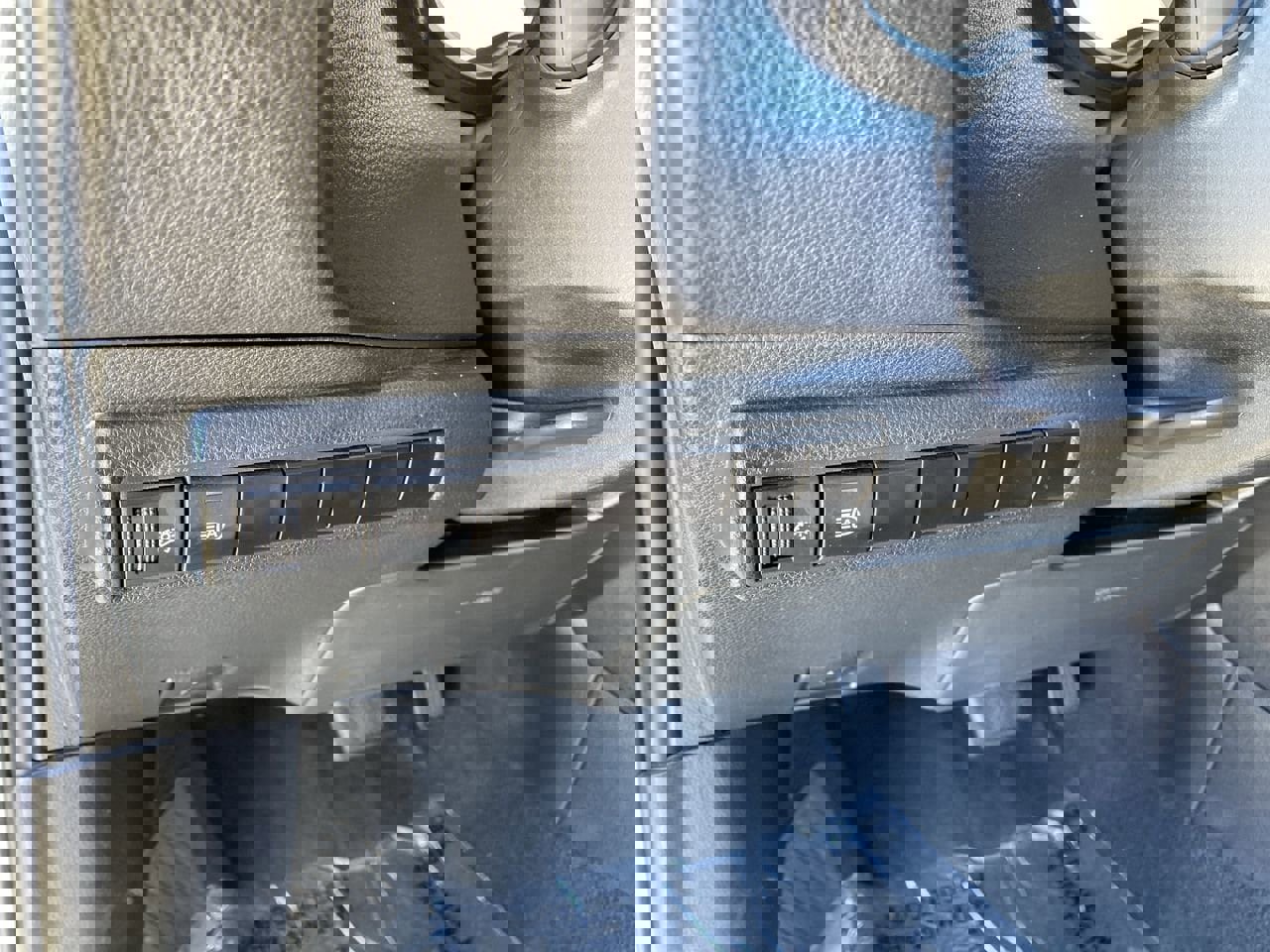 Used 2024 Toyota Corolla LE image 11