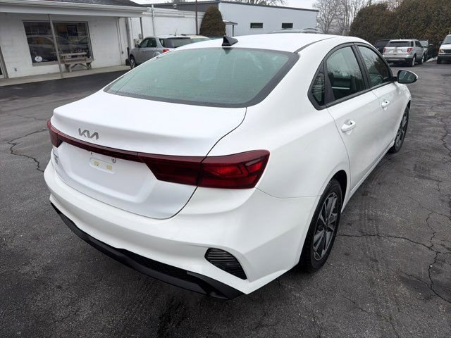 Used 2022 Kia Forte LXS image 12