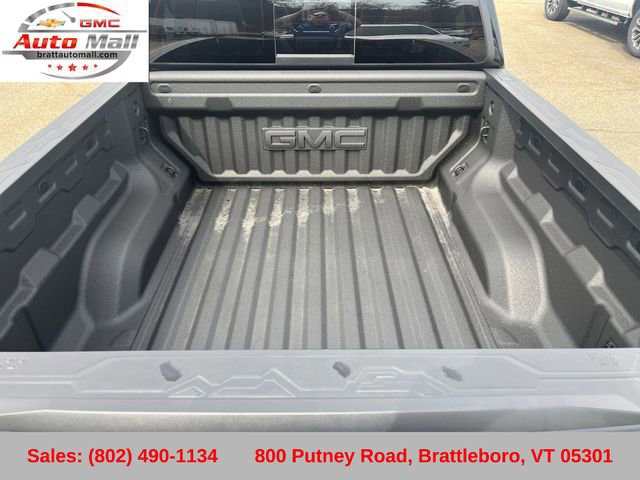 Used 2025 GMC Canyon AT4 w/ Technology Plus Package image 25