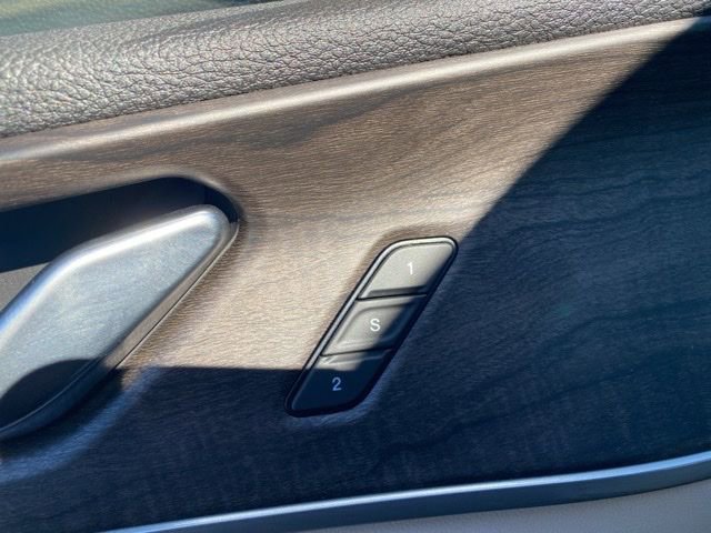 New 2025 Jeep Grand Cherokee L Limited image 10