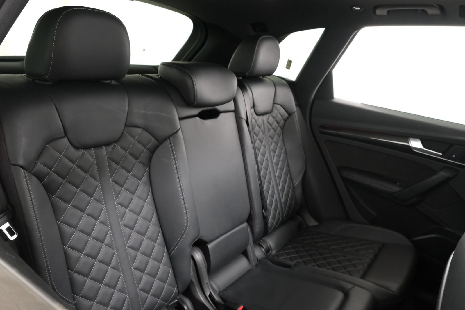 Used 2018 Audi SQ5 Prestige w/ Prestige Package AWD/4WD image 40