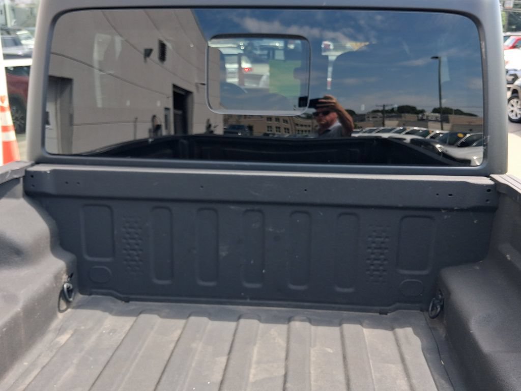 Certified 2020 Jeep Gladiator Sport w/ Trailer Tow Package AWD/4WD image 11