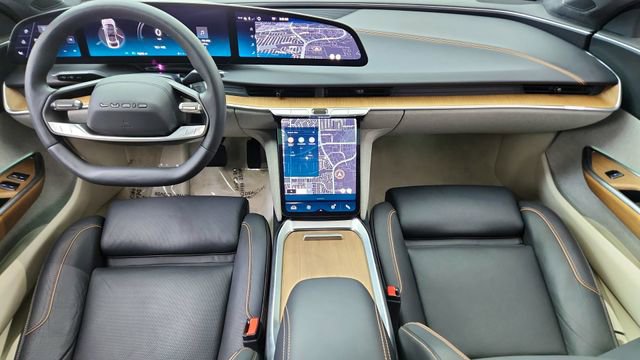 Used 2024 Lucid Air Pure RWD image 19
