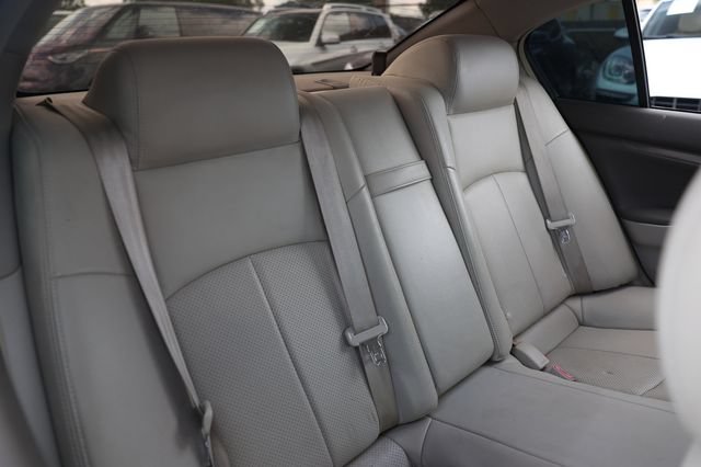 Used 2012 INFINITI G25 Journey RWD image 17