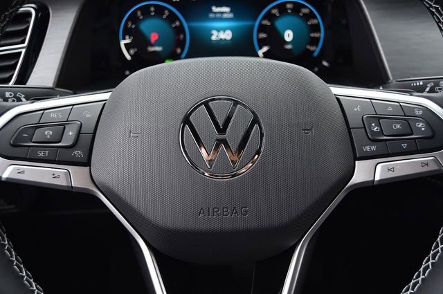 New 2026 Volkswagen Atlas Cross Sport SE image 18