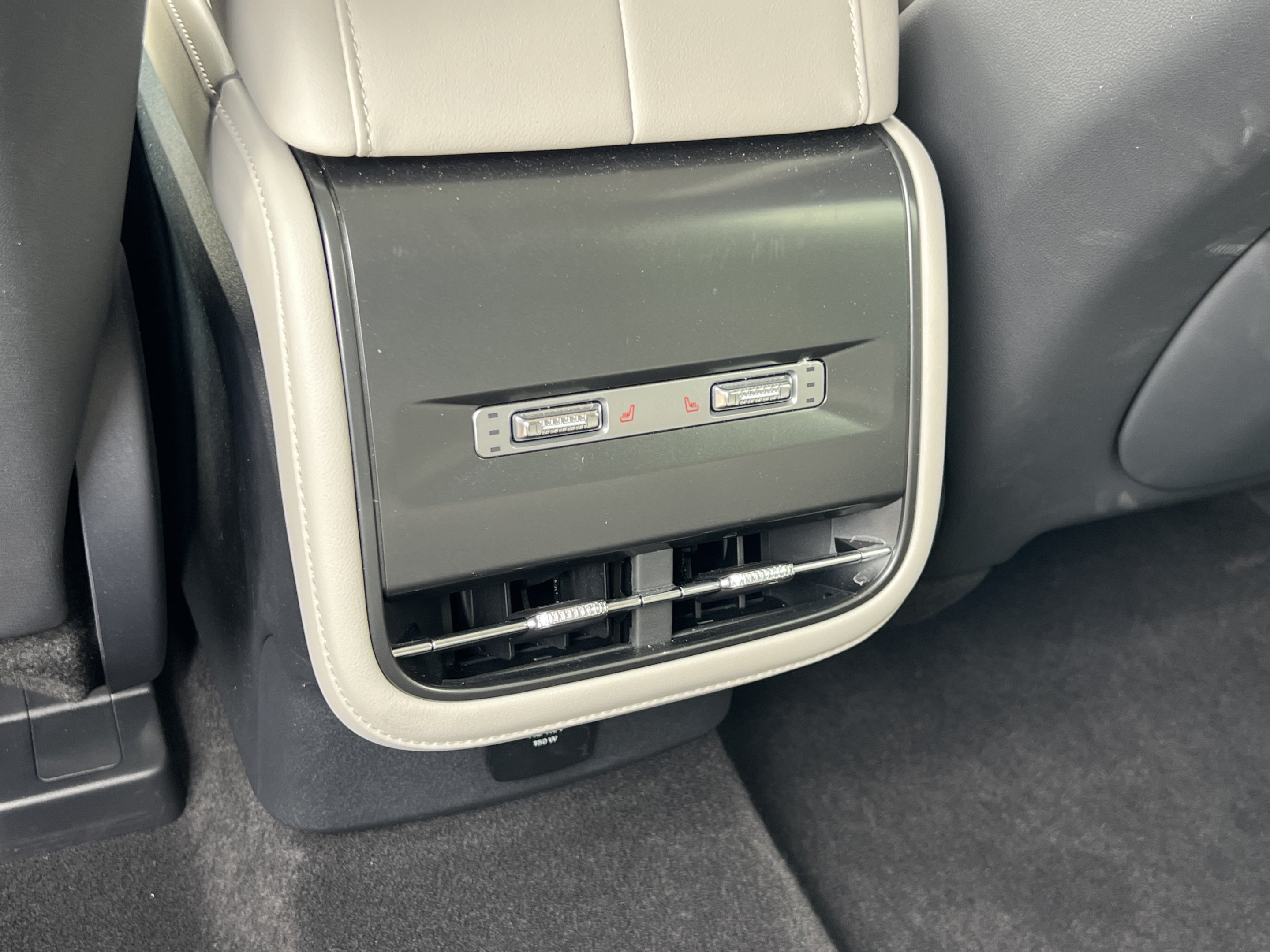 New 2026 Lincoln Nautilus Reserve AWD/4WD image 26