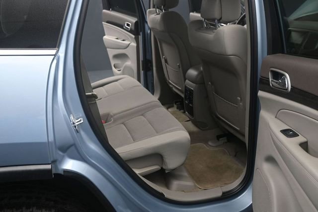 Used 2012 Jeep Grand Cherokee Laredo RWD image 19