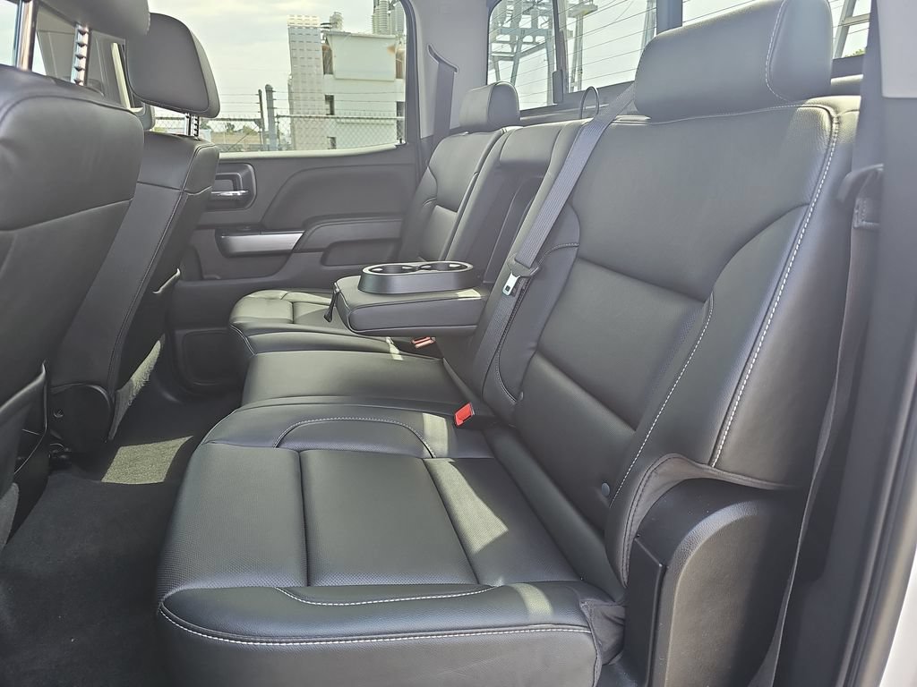 Used 2018 Chevrolet Silverado 1500 LTZ Z71 w/ Redline Edition AWD/4WD image 14