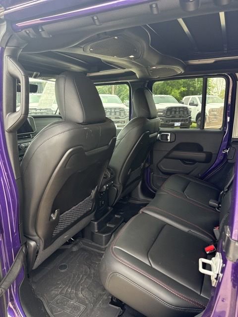 Used 2026 Jeep Wrangler Unlimited Rubicon AWD/4WD image 17