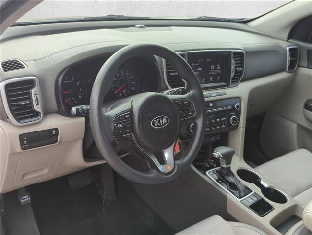 Used 2017 Kia Sportage LX w/ LX Popular Package image 11