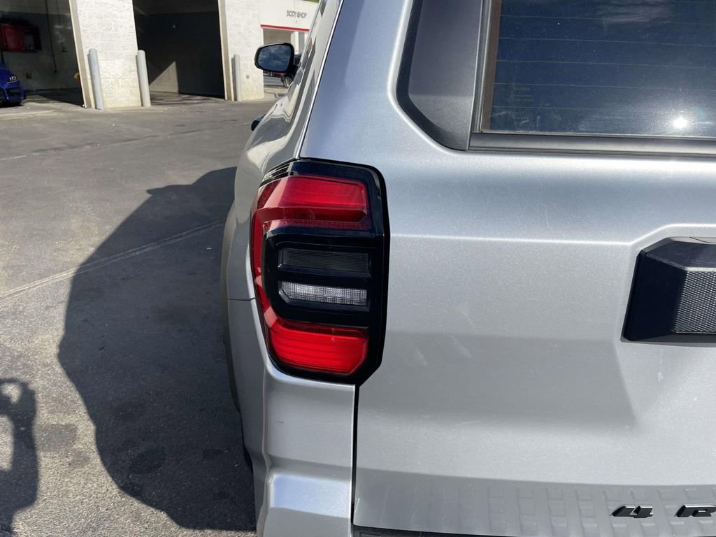 Used 2025 Toyota 4Runner SR5 image 19