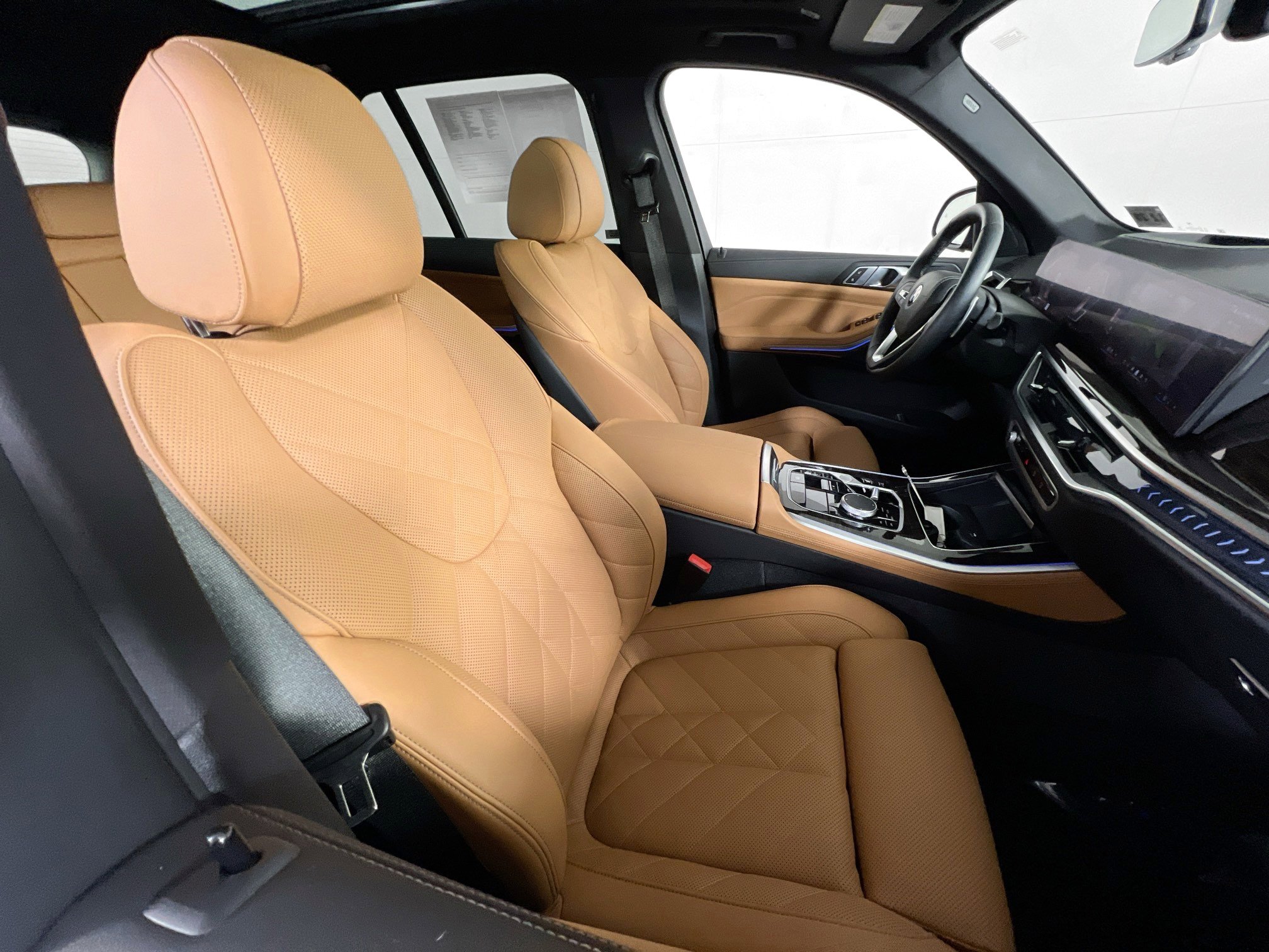 Used 2024 BMW X5 xDrive40i w/ Parking Assistance Package image 28