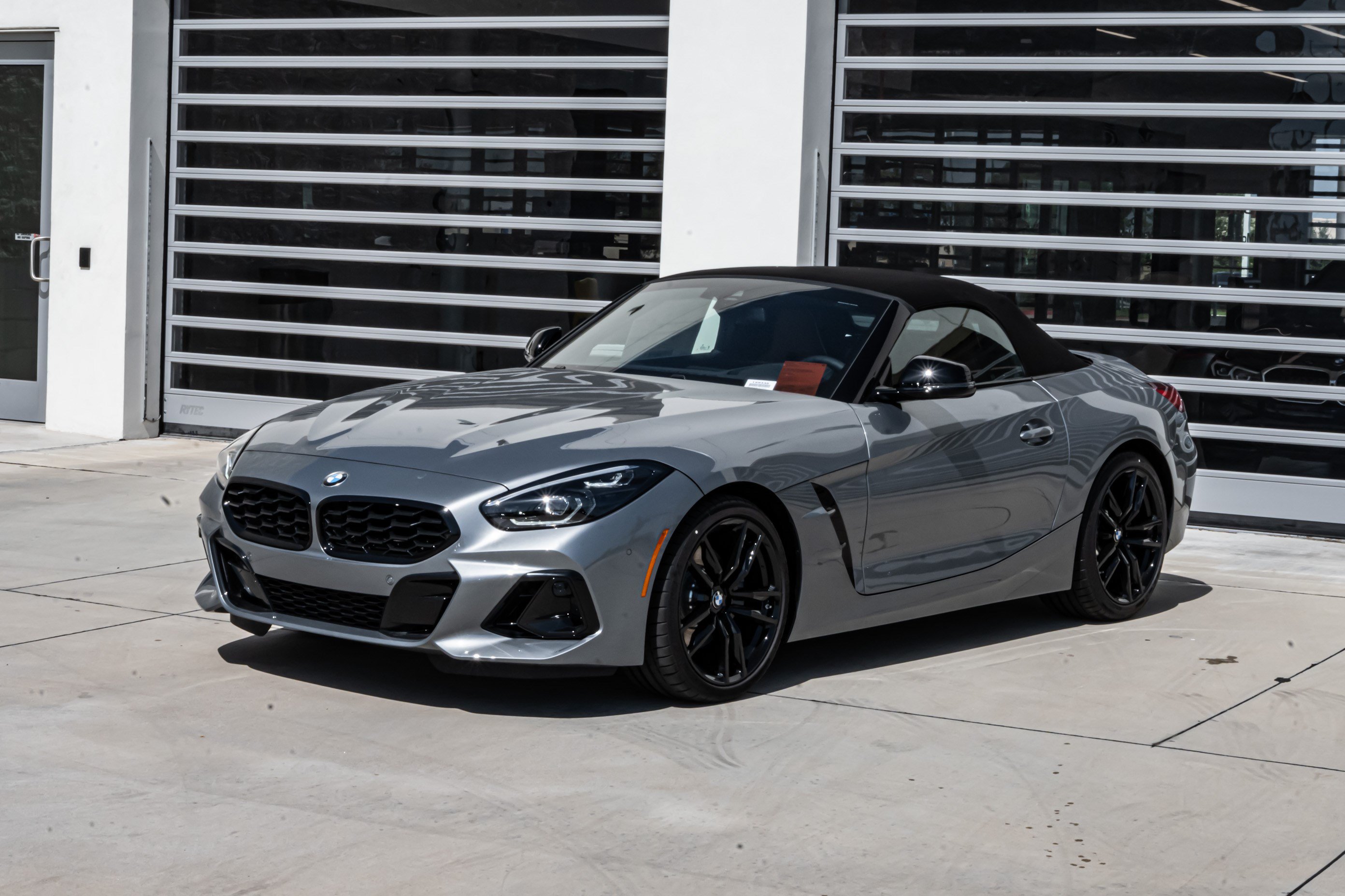 New 2026 BMW Z4 sDrive30i w/ Premium Package RWD image 9