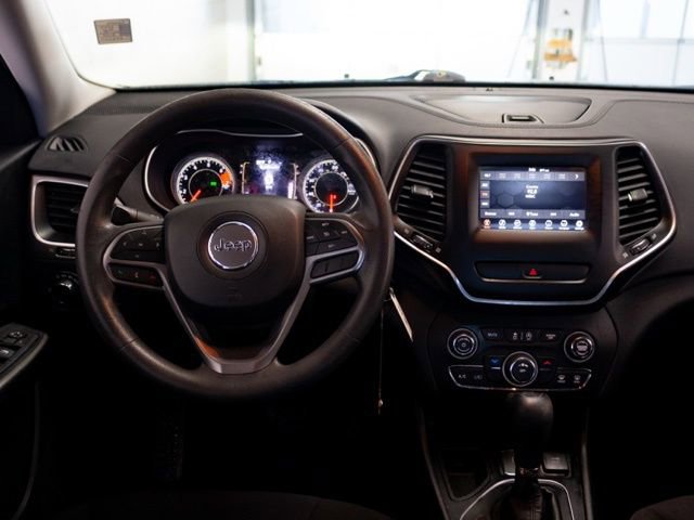 Used 2020 Jeep Cherokee Latitude image 9