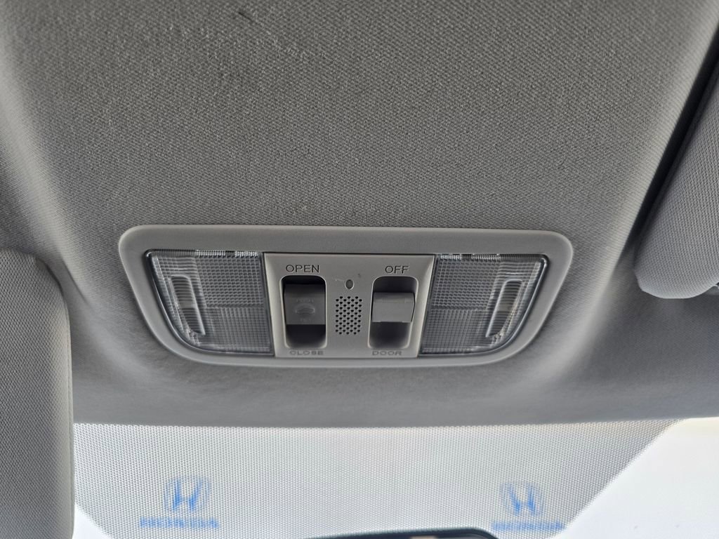 Used 2018 Honda HR-V EX image 16