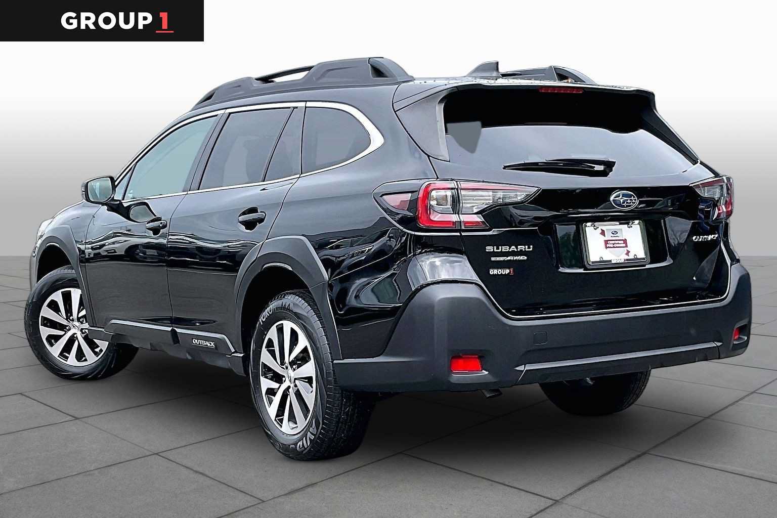 Used 2024 Subaru Outback Premium AWD/4WD image 12