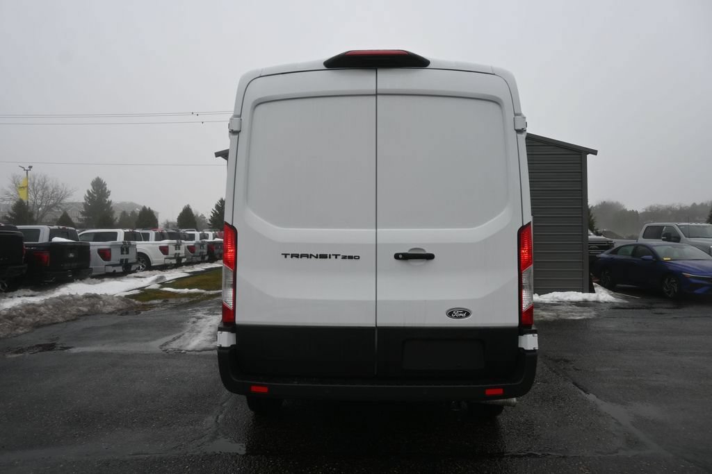 New 2026 Ford Transit 250 148 Medium Roof w/ Load Area Protection Package RWD image 8