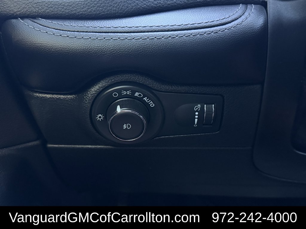Used 2022 Dodge Durango SXT AWD/4WD image 24