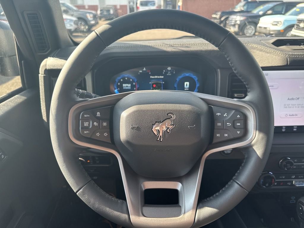 New 2025 Ford Bronco Badlands image 11