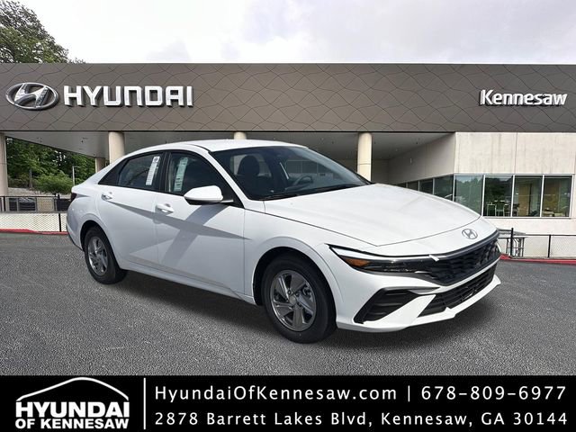 New 2026 Hyundai Elantra SE image 1