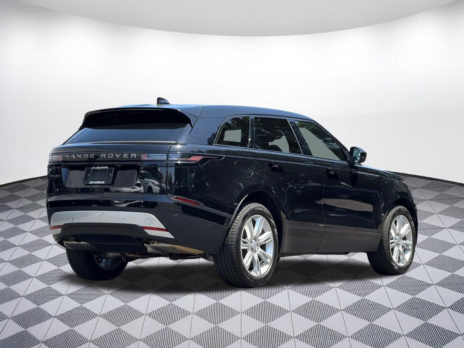 Used 2026 Land Rover Range Rover Velar S AWD/4WD image 8