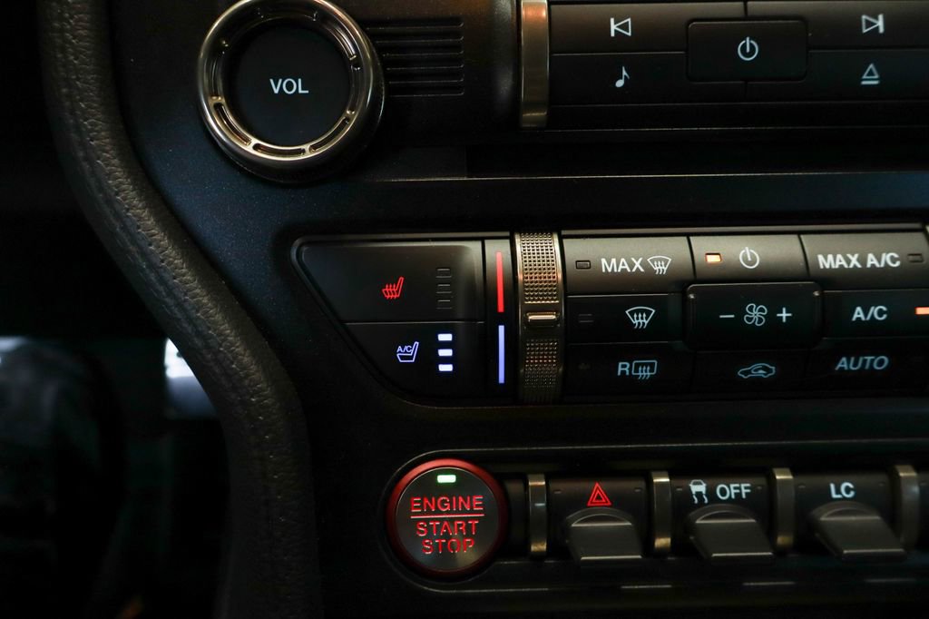 Used 2020 Ford Mustang Shelby GT350 w/ Technology Package RWD image 53