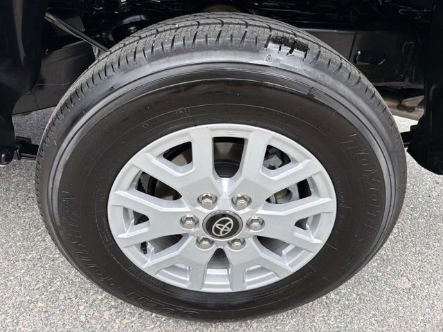 Certified 2025 Toyota Tacoma SR w/ SR Upgrade Package RWD image 31