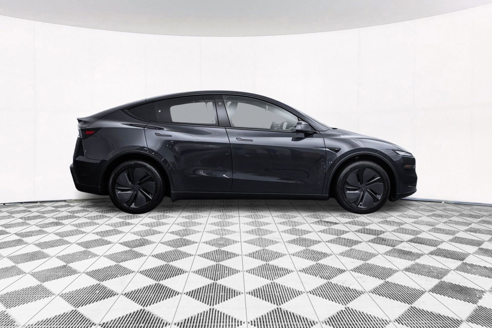 Used 2026 Tesla Model Y AWD image 12