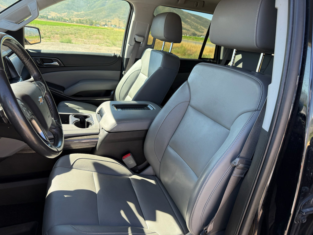 Used 2016 Chevrolet Tahoe LT w/ Luxury Package AWD/4WD image 15