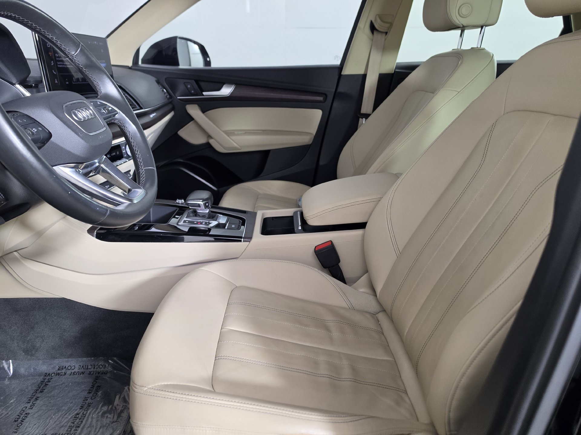Used 2021 Audi Q5 2.0T Premium w/ Convenience Package AWD/4WD image 3