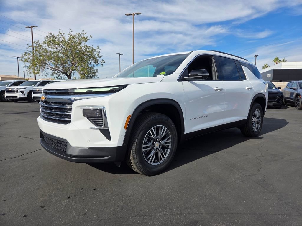 New 2026 Chevrolet Traverse LT w/ Enhanced Driving Package FWD image 2