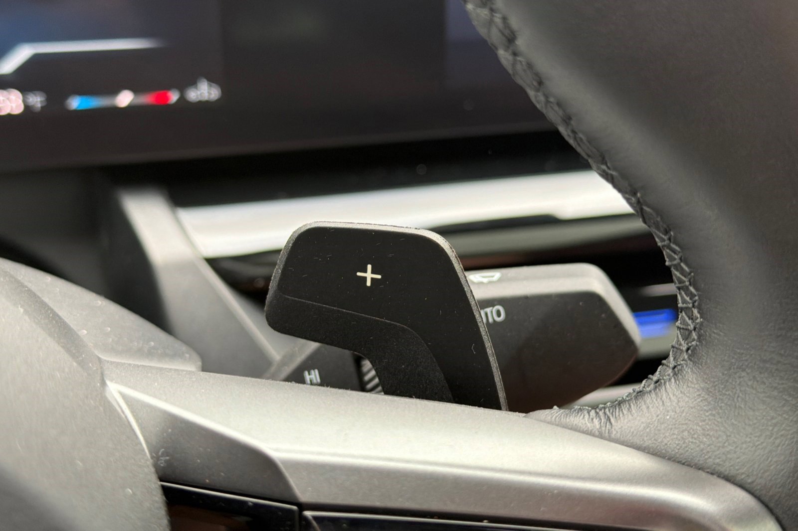 Certified 2024 BMW 530i w/ M Sport Package image 34