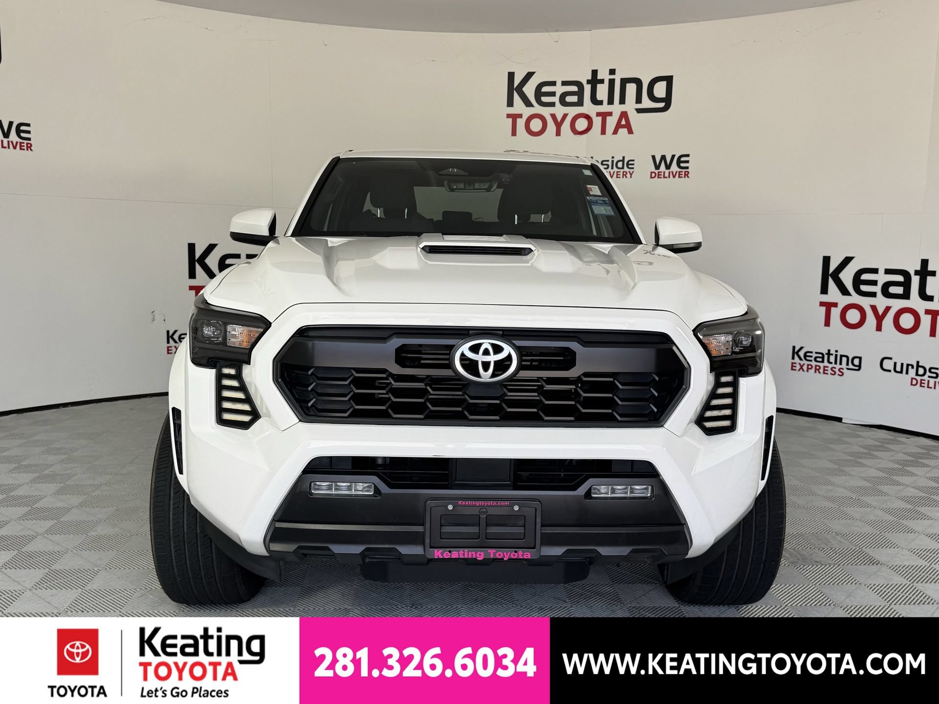 Used 2024 Toyota Tacoma TRD Sport AWD/4WD image 10