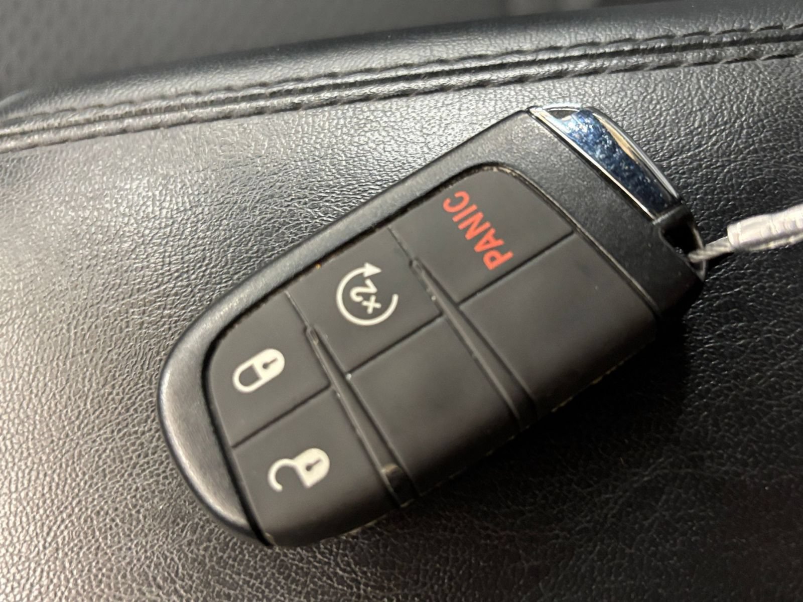 Used 2025 Jeep Compass Latitude AWD/4WD image 20
