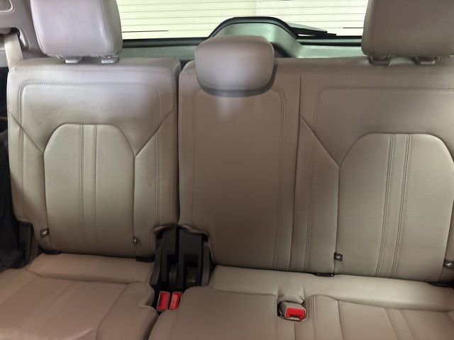 Used 2018 Ford Expedition Limited w/ Equipment Group 302A image 10