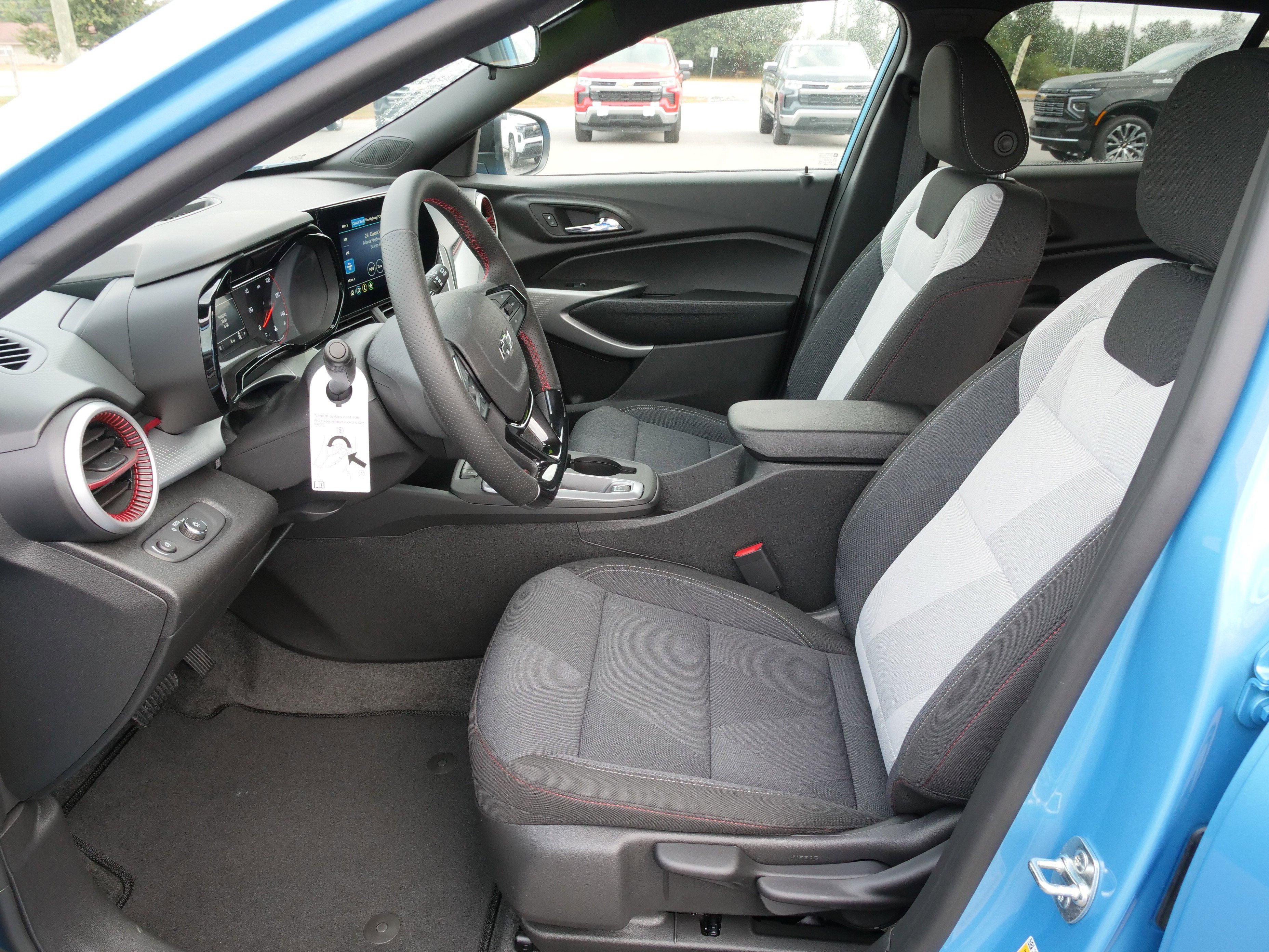 New 2026 Chevrolet Trax RS w/ Driver Confidence Package image 16
