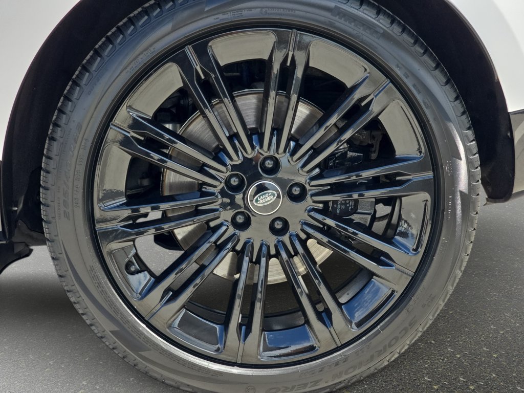 Certified 2023 Land Rover Range Rover Long Wheelbase Autobiography AWD/4WD image 36