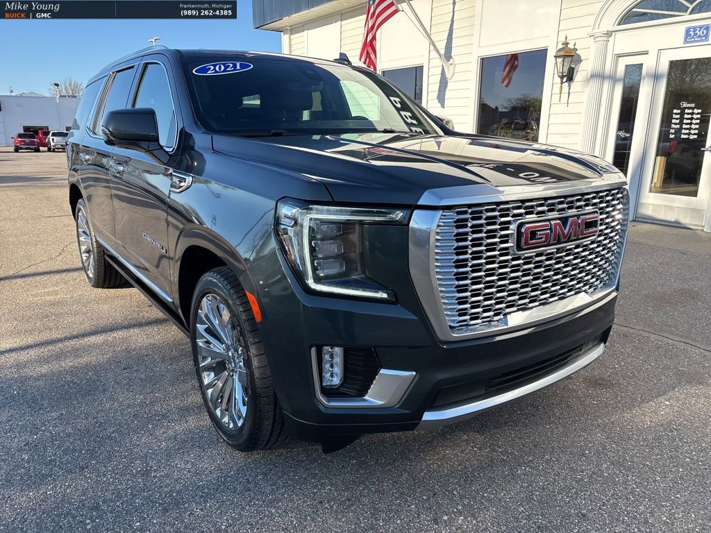 Used 2021 GMC Yukon Denali w/ Denali Ultimate Package AWD/4WD image 3