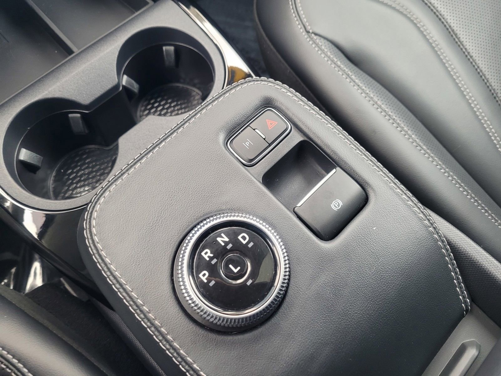 Used 2022 Ford Mustang Mach-E Premium image 22