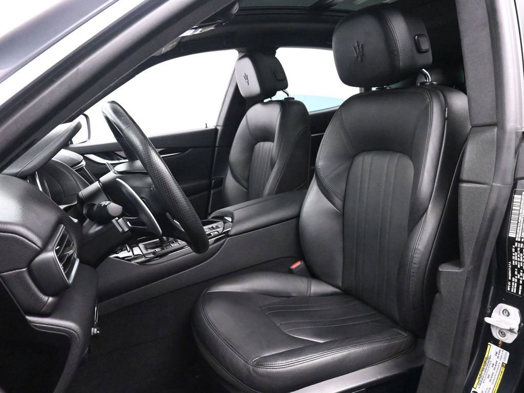 Used 2023 Maserati Levante Modena image 13