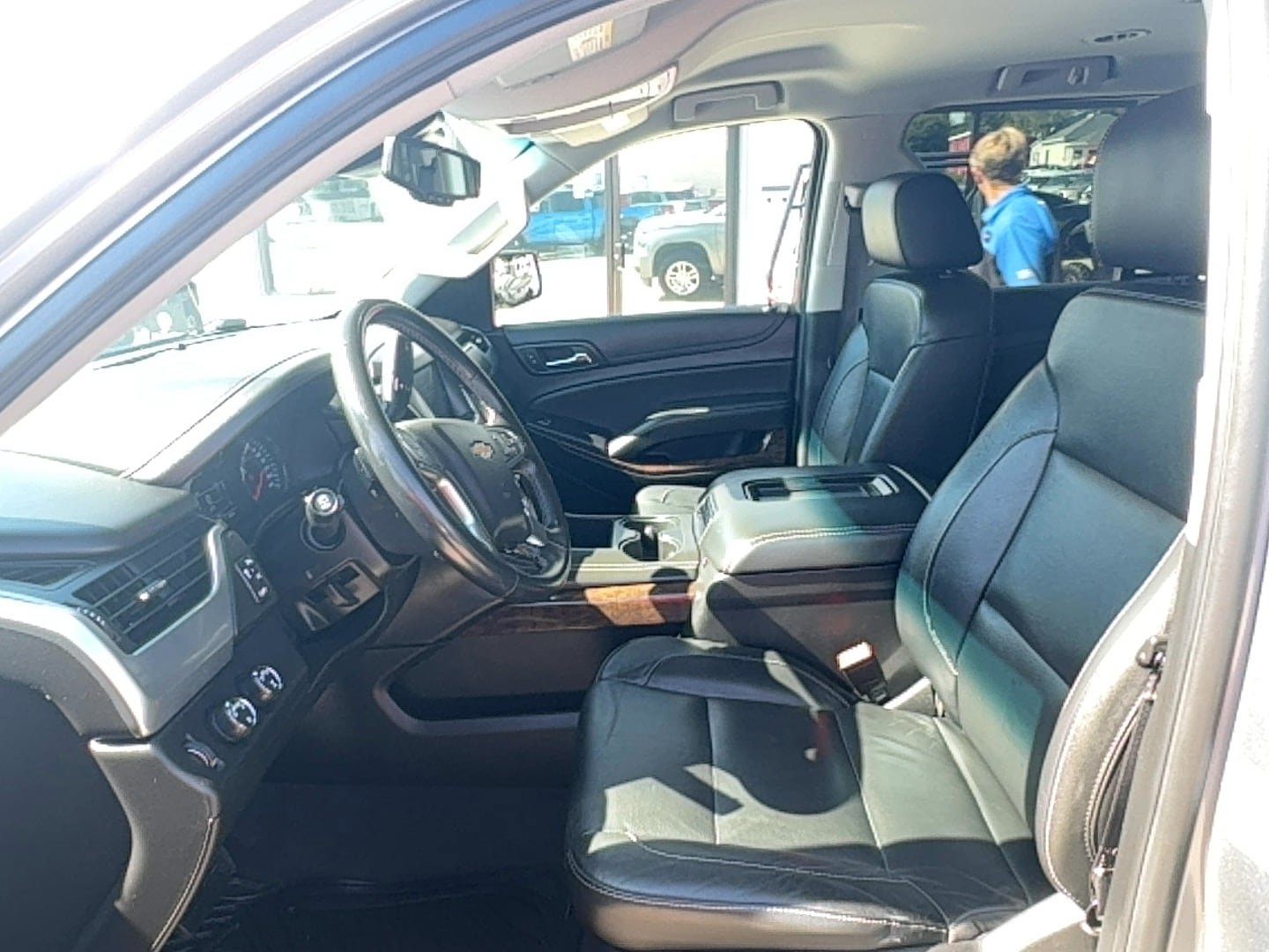 Used 2020 Chevrolet Tahoe LT AWD/4WD image 16