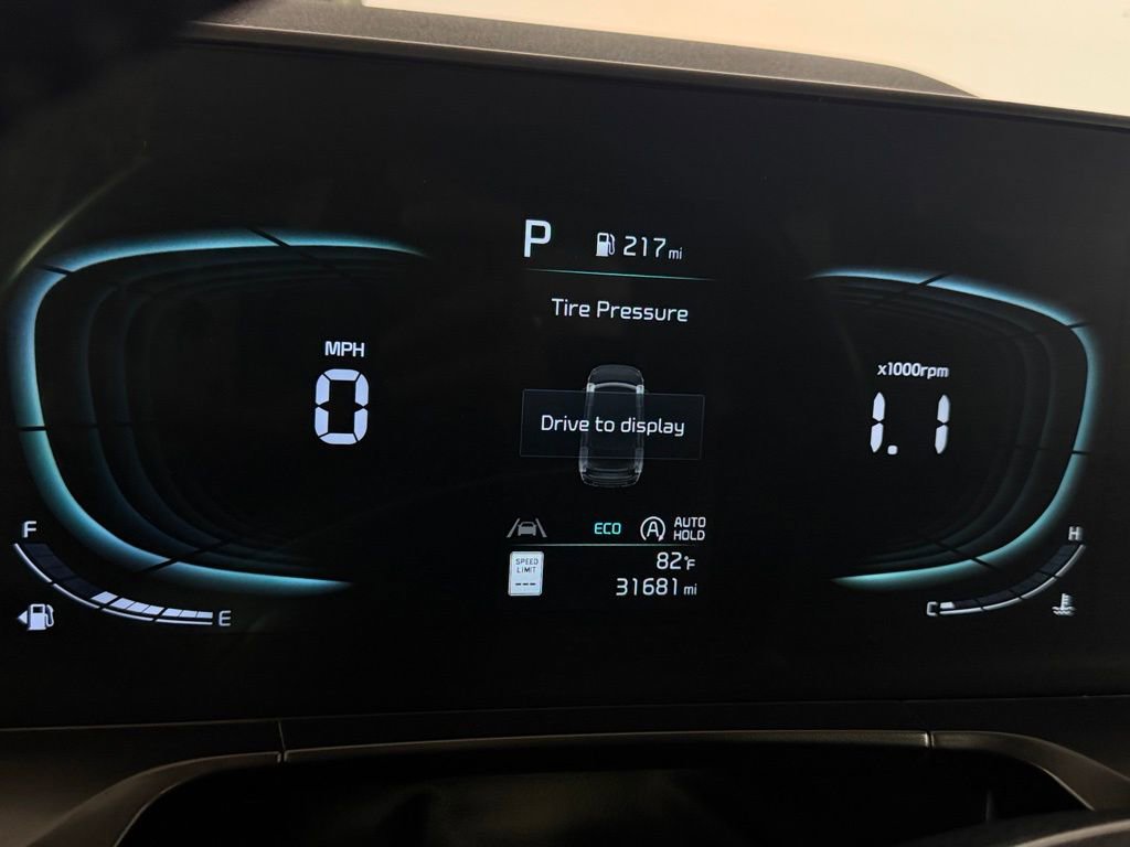 Used 2025 Kia Telluride S image 15