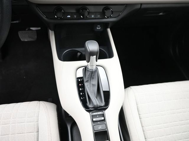 Used 2023 Honda HR-V LX image 31