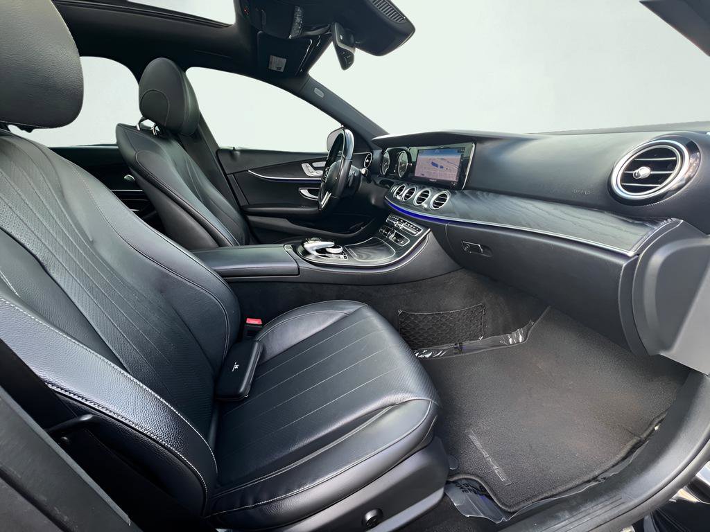 Used 2019 Mercedes-Benz E 300 image 30