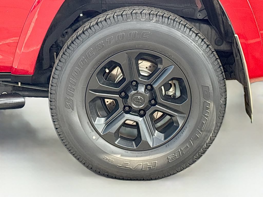 Certified 2022 Toyota 4Runner SR5 w/ Wilderness Package (TMS) AWD/4WD image 30